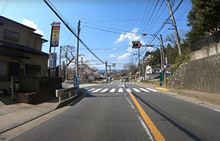 国道413号線へ